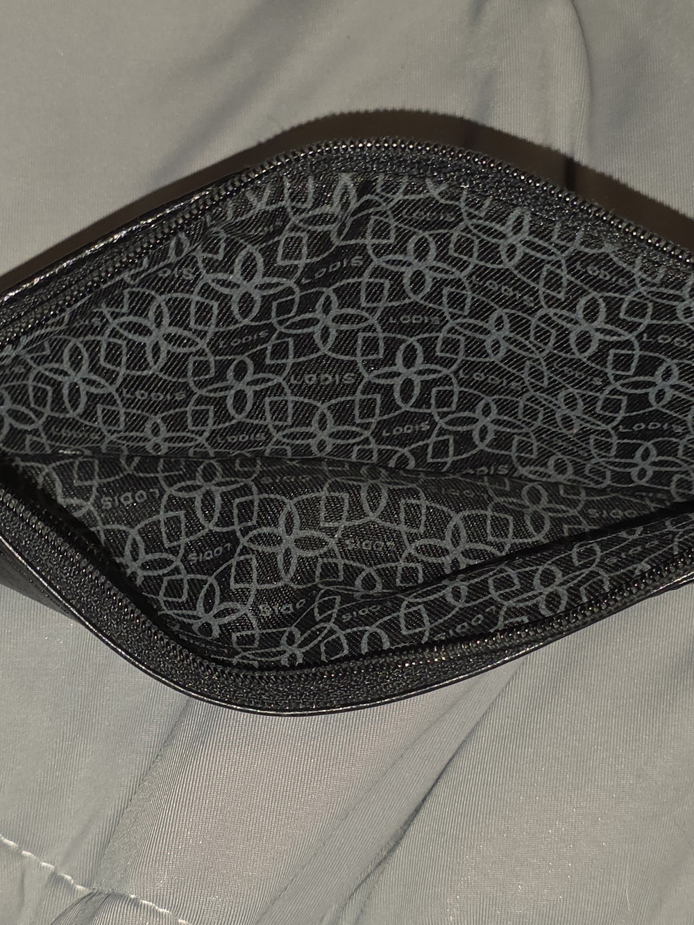 LODIS Black Leather Audrey Slim Long Zipper Pouch Card Holder Wallet-EUC - Picture 4 of 5